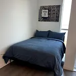 Cozy Apartment In Santa Monica Parking, Gym, Pool