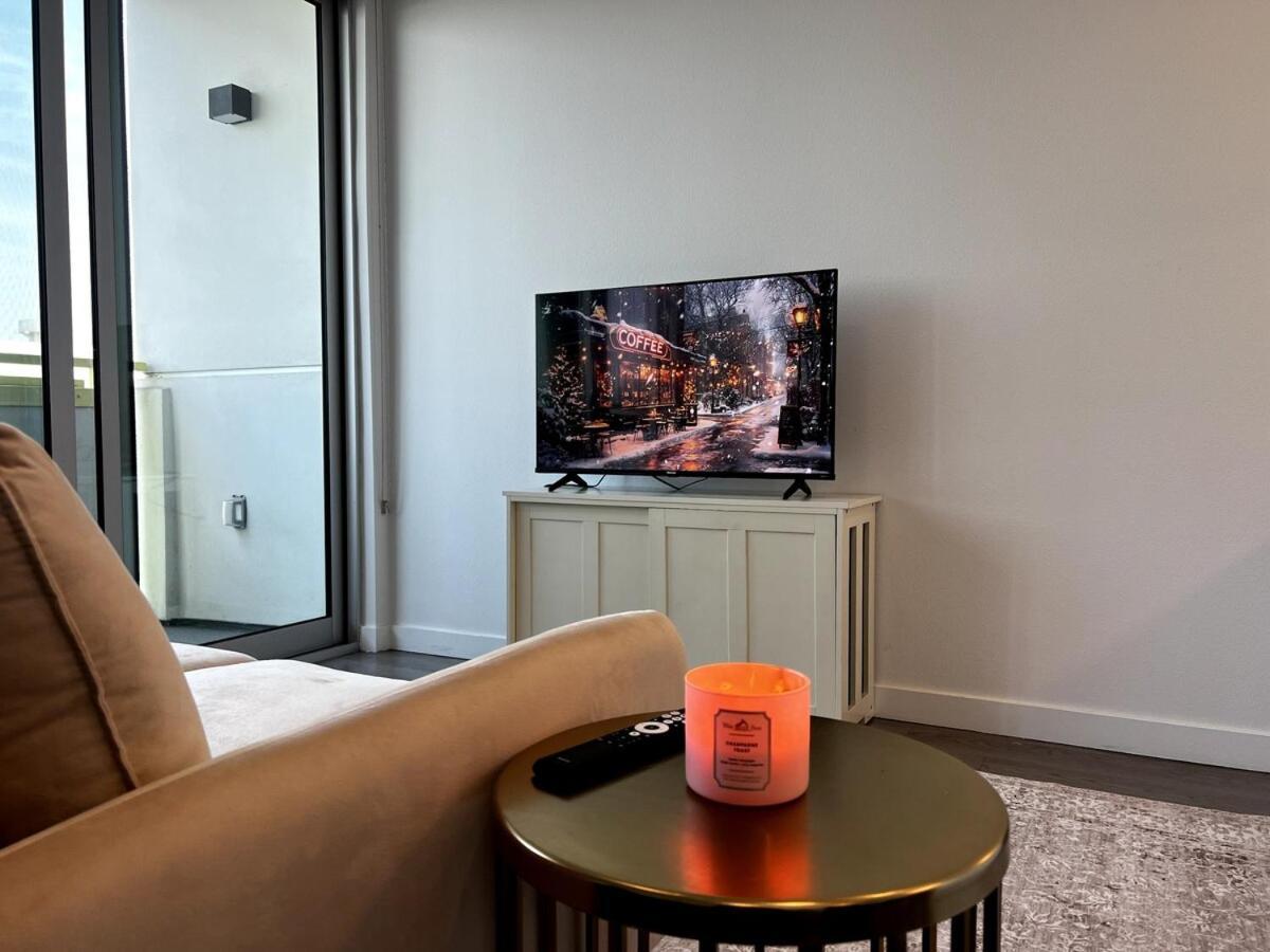 Appartement Cozy In Santa Monica Parking, Gym, Pool